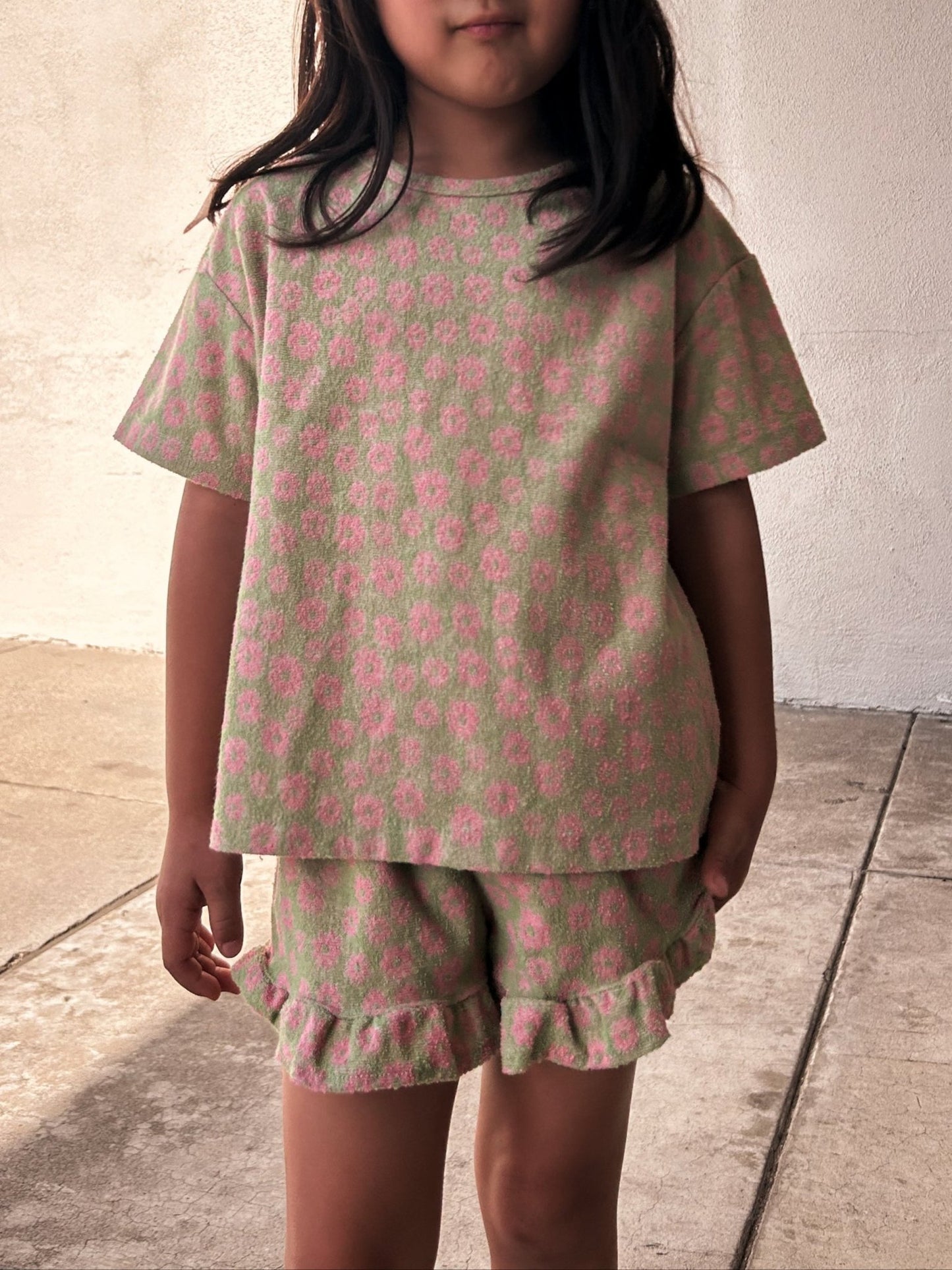 [At Noon Original Design] Kids Terry Cloth Floral Short Sleeve Top and Ruffle Shorts Set (1 - 8y) - Olive kids outfit