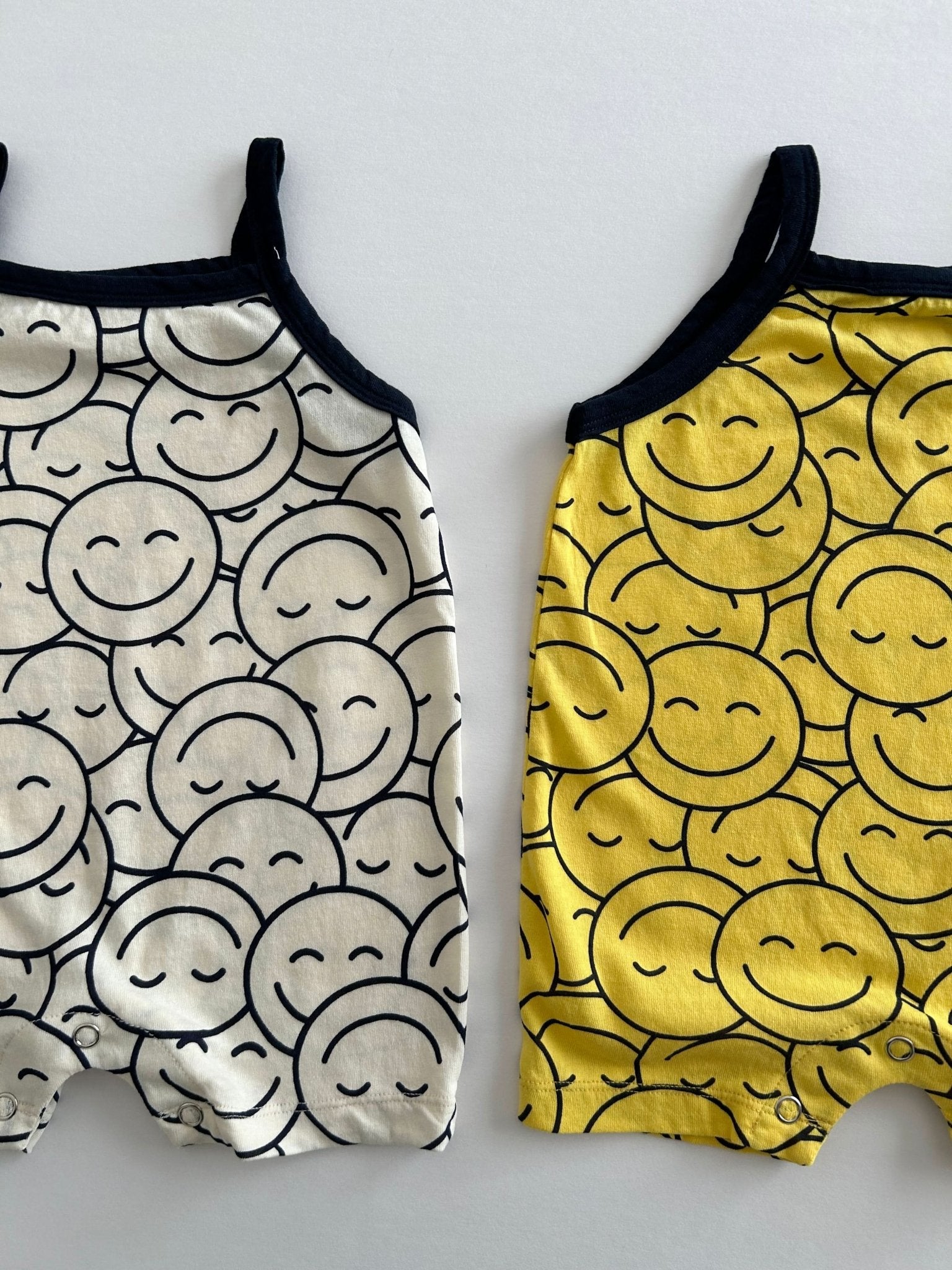 Baby All - Over Smile Print Romper (3 - 18m) - 2 Colors kids outfit
