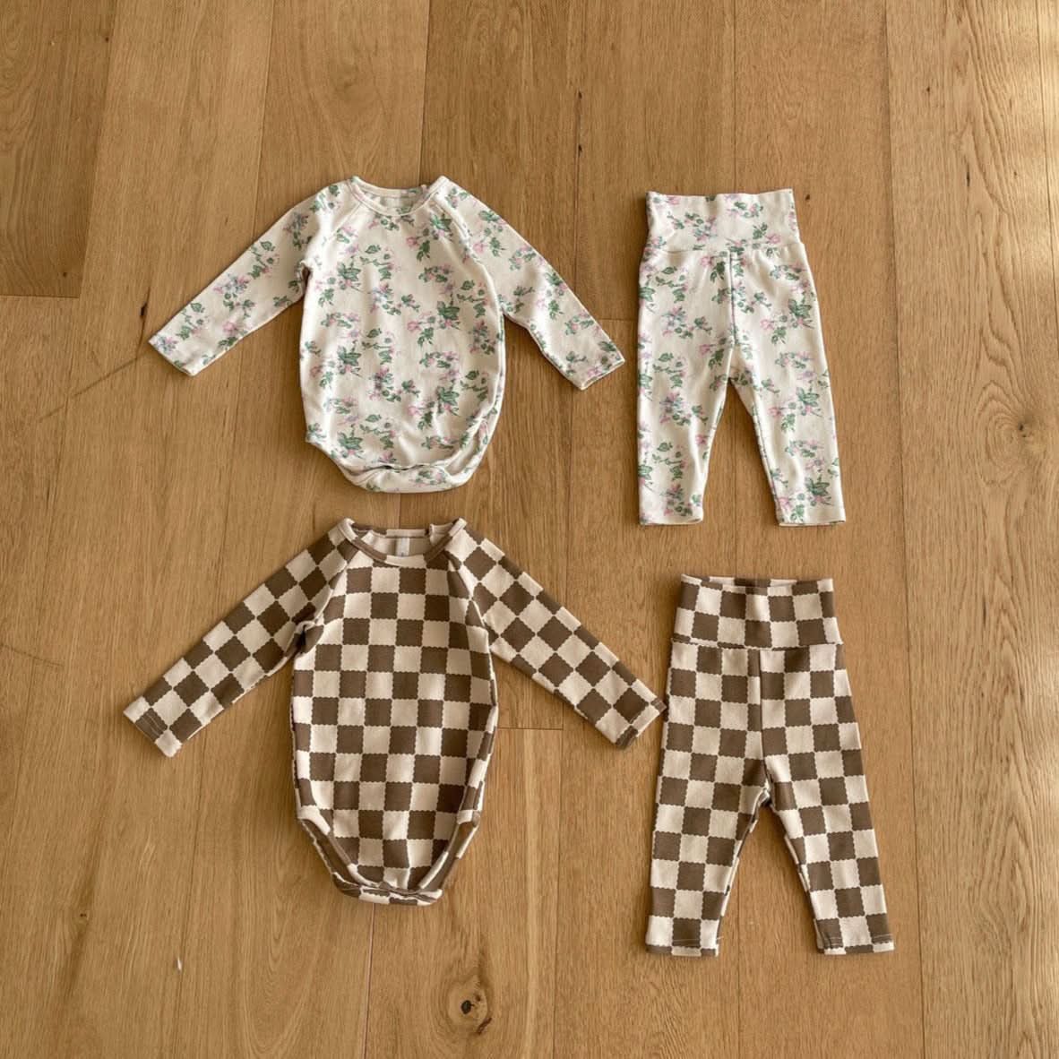 Baby Bodysuit and Leggings Set (3 - 18m) - Checkered kids outfit