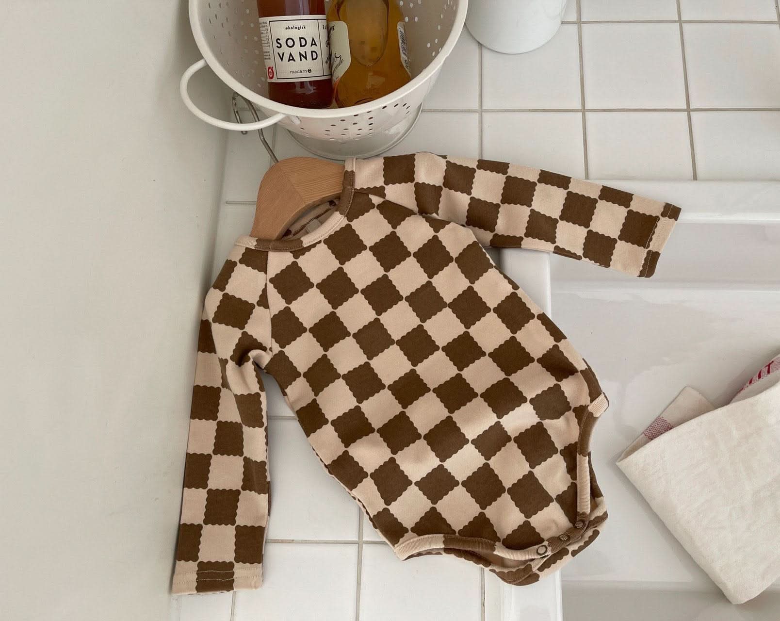 Baby Bodysuit and Leggings Set (3 - 18m) - Checkered kids outfit