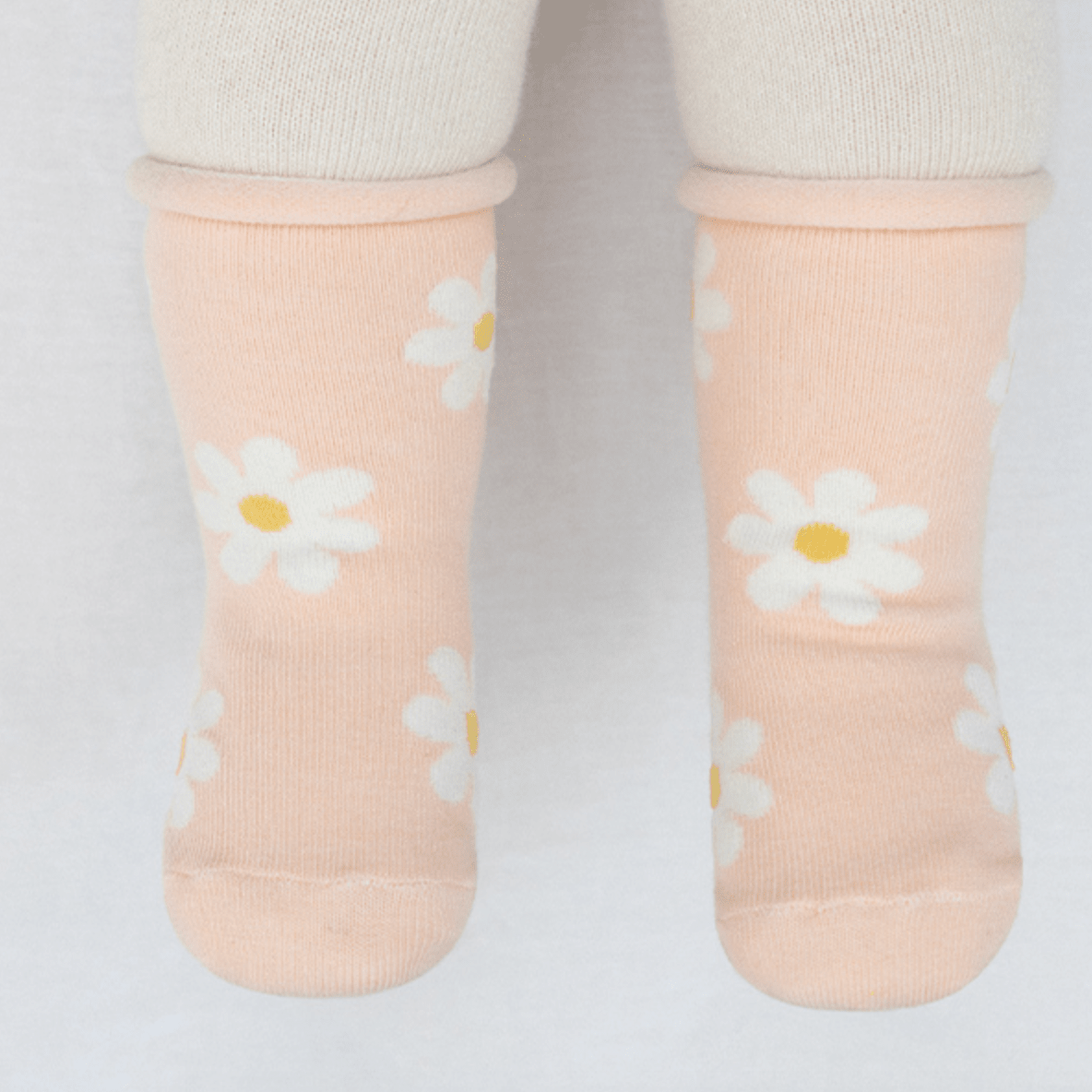 Baby Daisy Socks (0 - 4T) - Pink kids outfit