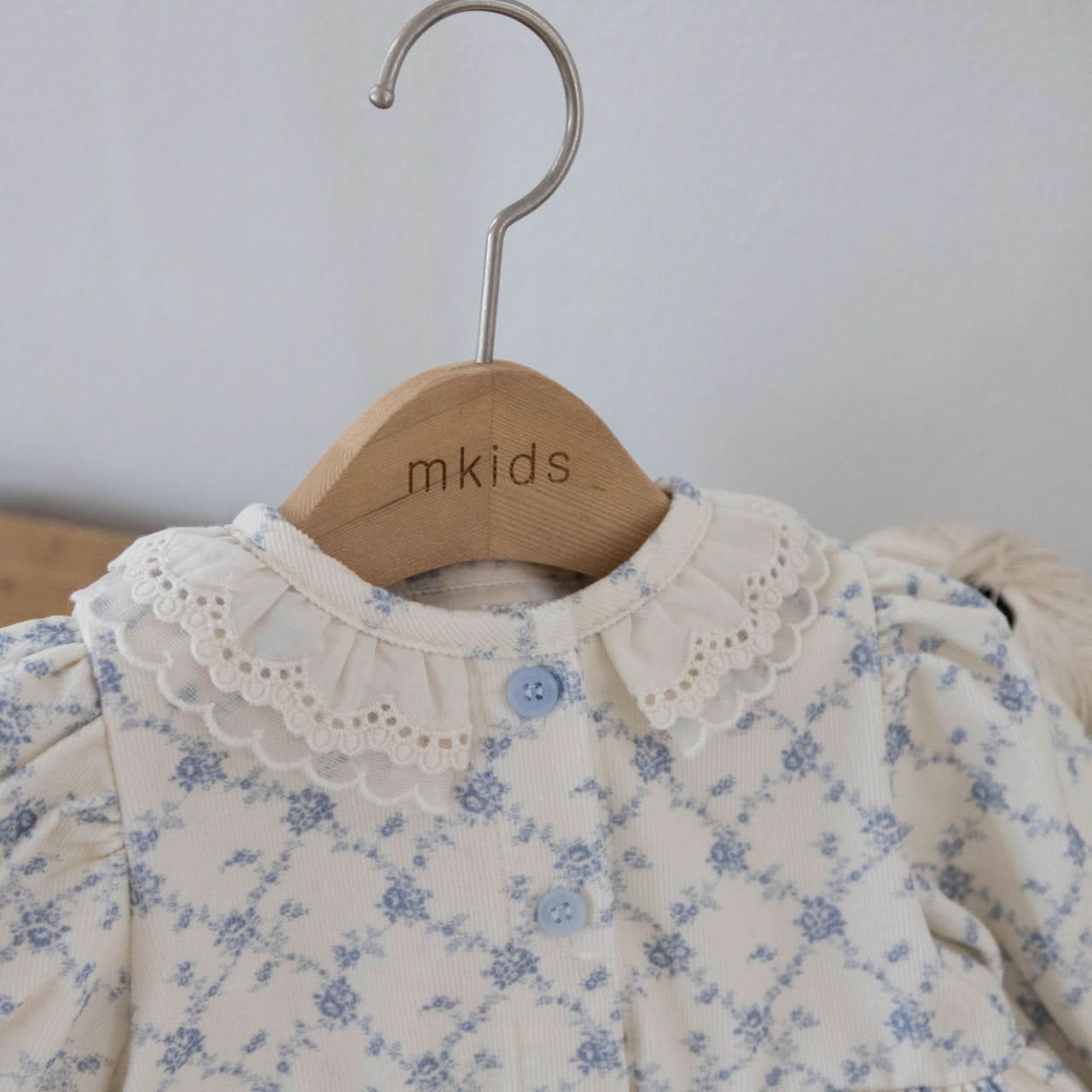 Baby Lace Detail Soft Brushed Fabric Romper (3m - 18m) - 2 Colors kids outfit