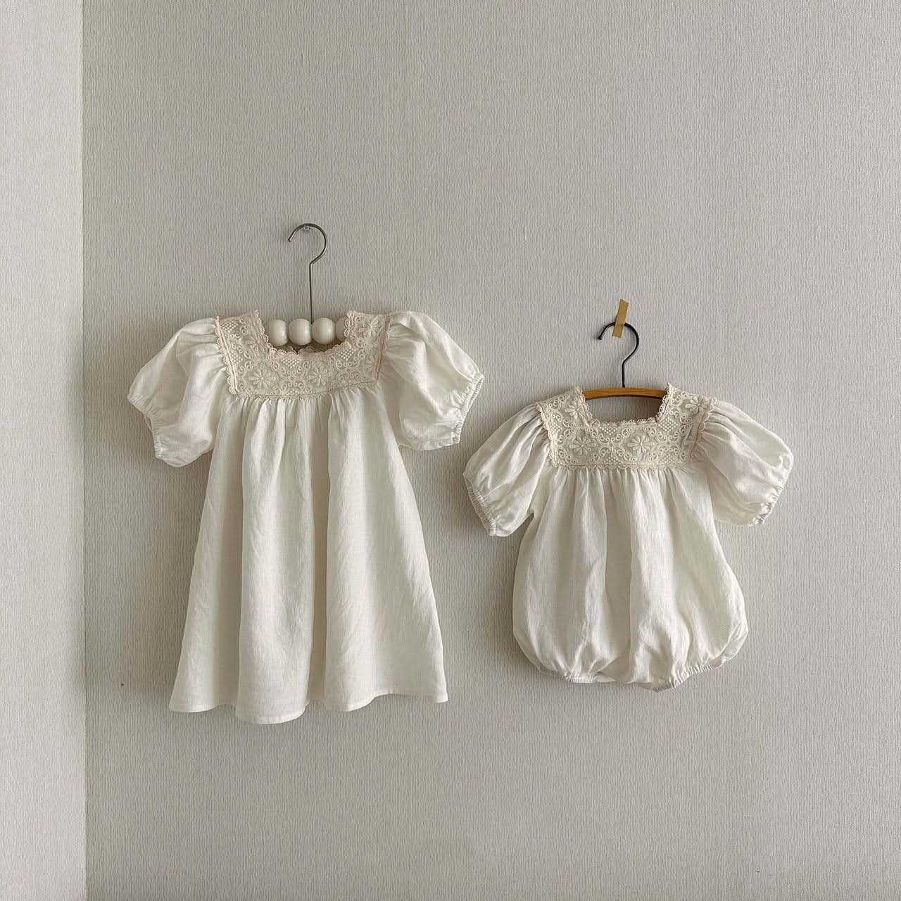 Baby Lace Square Neck Linen Romper (3 - 18m) - 2 Colors kids outfit