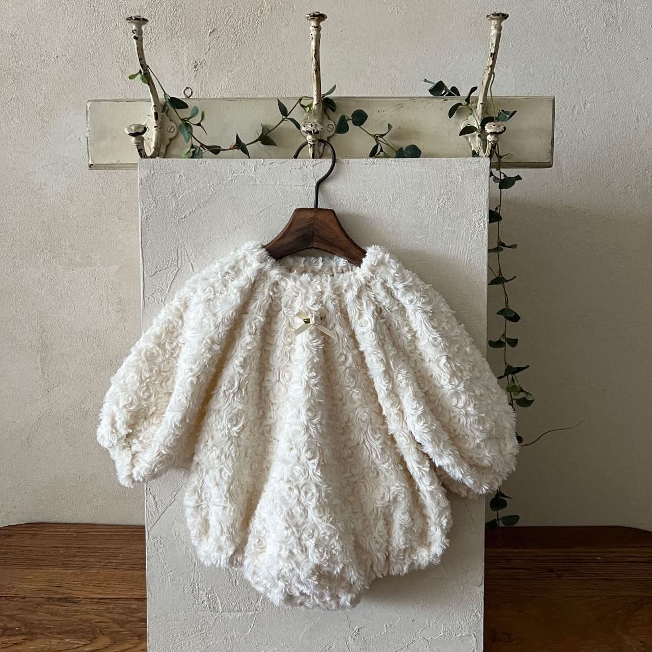 Baby Lala W24 Swirl Rosebud Fur Romper (6 - 24m) - Ivory kids outfit