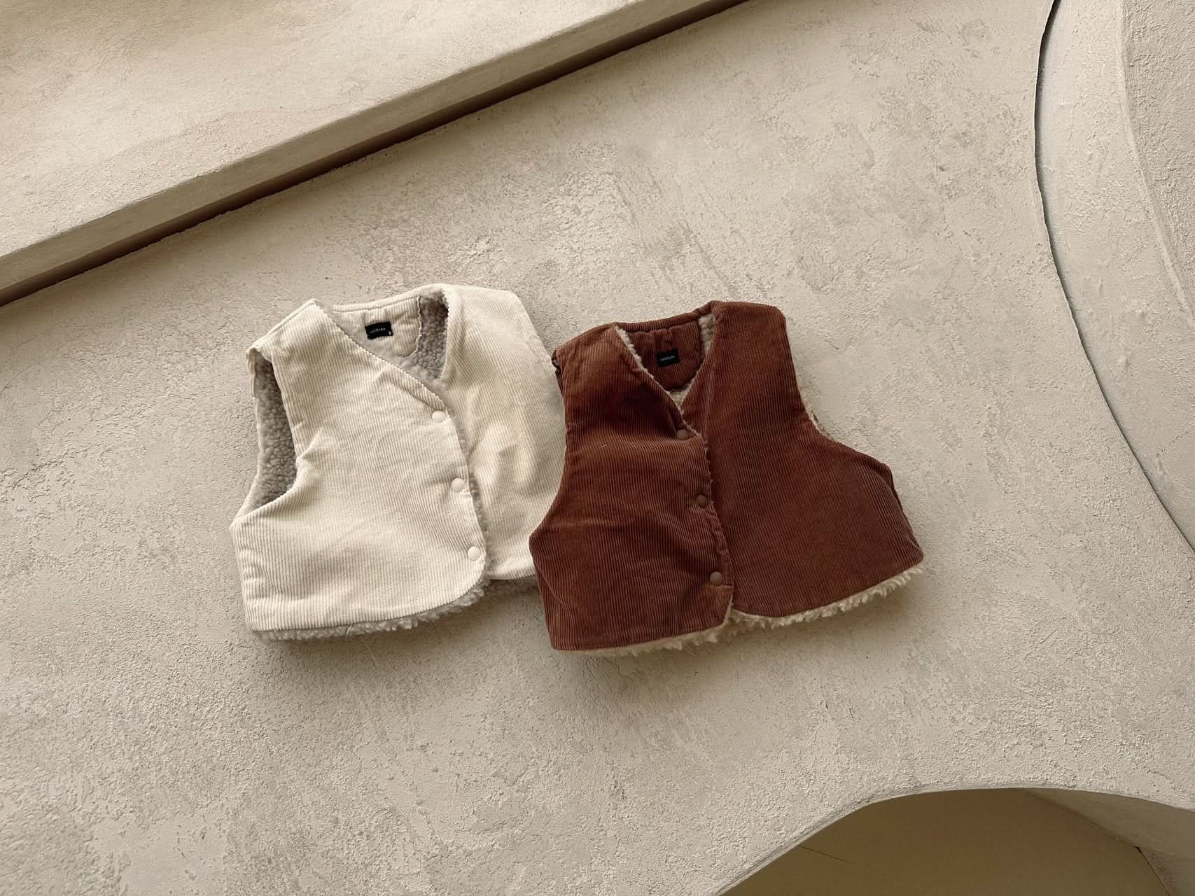 Baby Reversible Corduroy Sherpa Vest (3 - 18m) - 2 Colors kids outfit