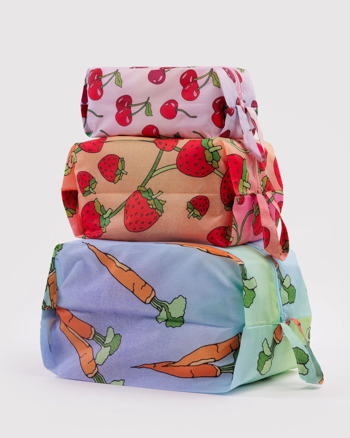 BAGGU 3D Zip Set - Carrots & Berries kids outfit