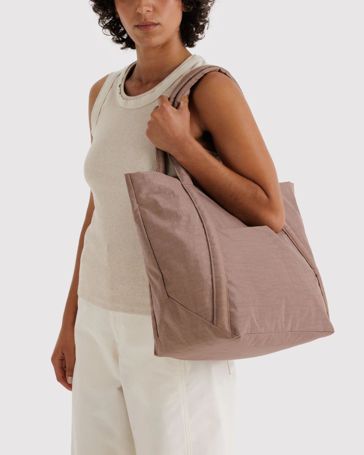 BAGGU Cloud Bag - Toasted Almond kids outfit
