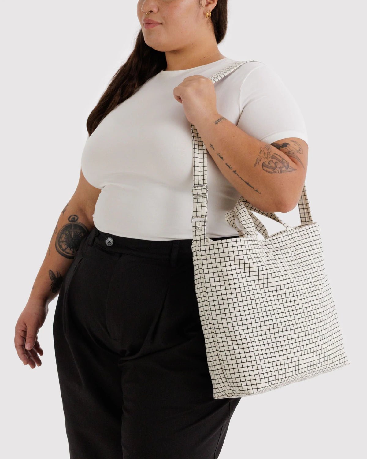 BAGGU Horizontal Zip Duck Bag - Natural Grid kids outfit