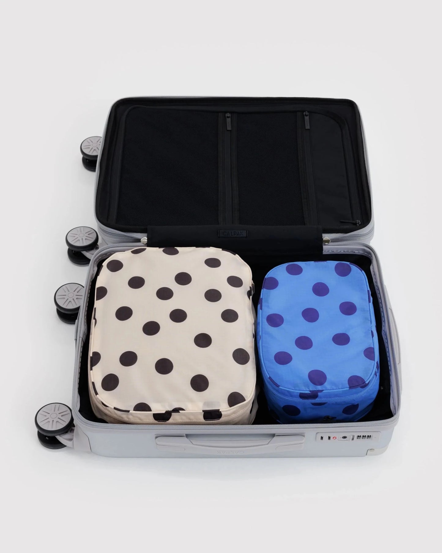 BAGGU Packing Cube Set - POLKA DOT MIX kids outfit