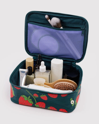 BAGGU Small Cosmetic Case - Strawberry Blossom kids outfit