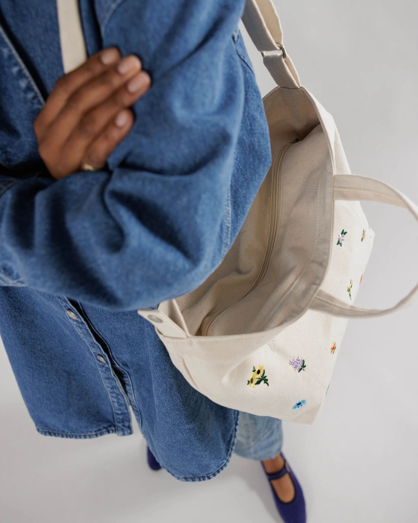 Baggu Horizontal Duck Bag -  Embroidered Ditsy Floral - AT NOON STORE