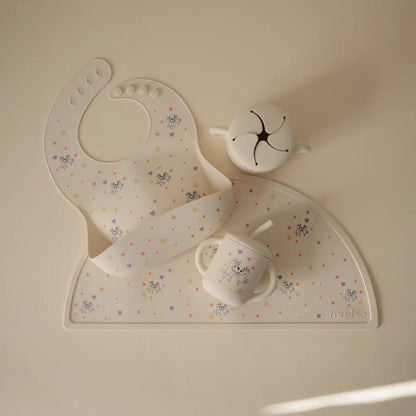 Bluey x Mushie Snack Cup - Bluey Ivory kids outfit