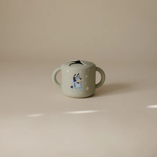 Bluey x Mushie Snack Cup - Bluey Sage kids outfit