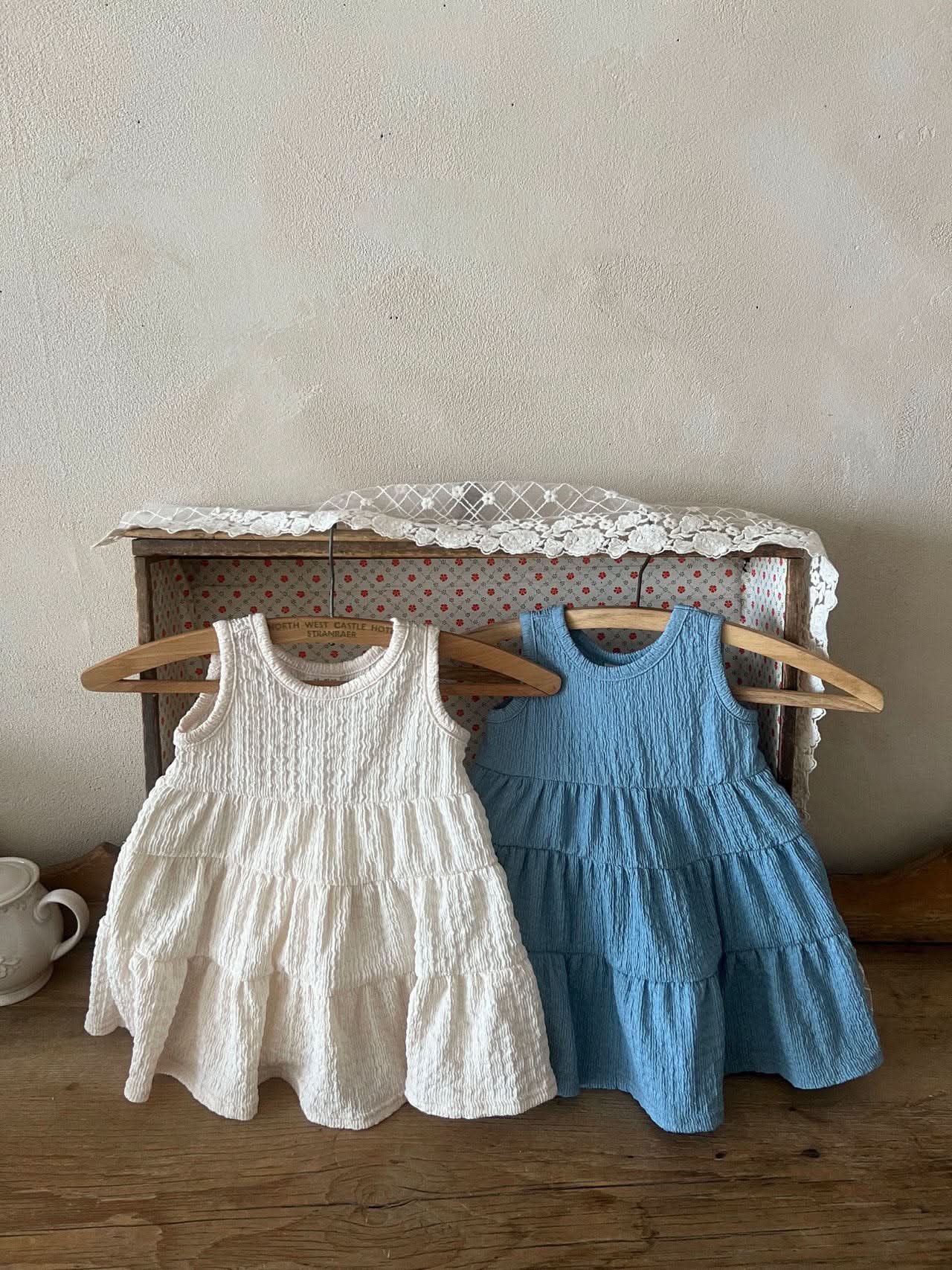 Girl Lala Textured Sleeveless Dress (1 - 6y) - 2 Colors kids outfit
