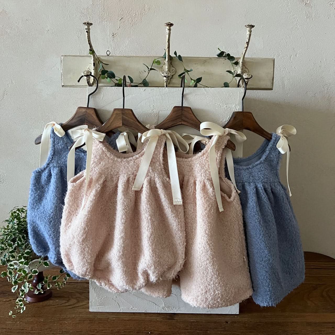 Girl Lala W24 Shoulder Bow Sherpa Dress (1 - 7y) - 2 Colors kids outfit