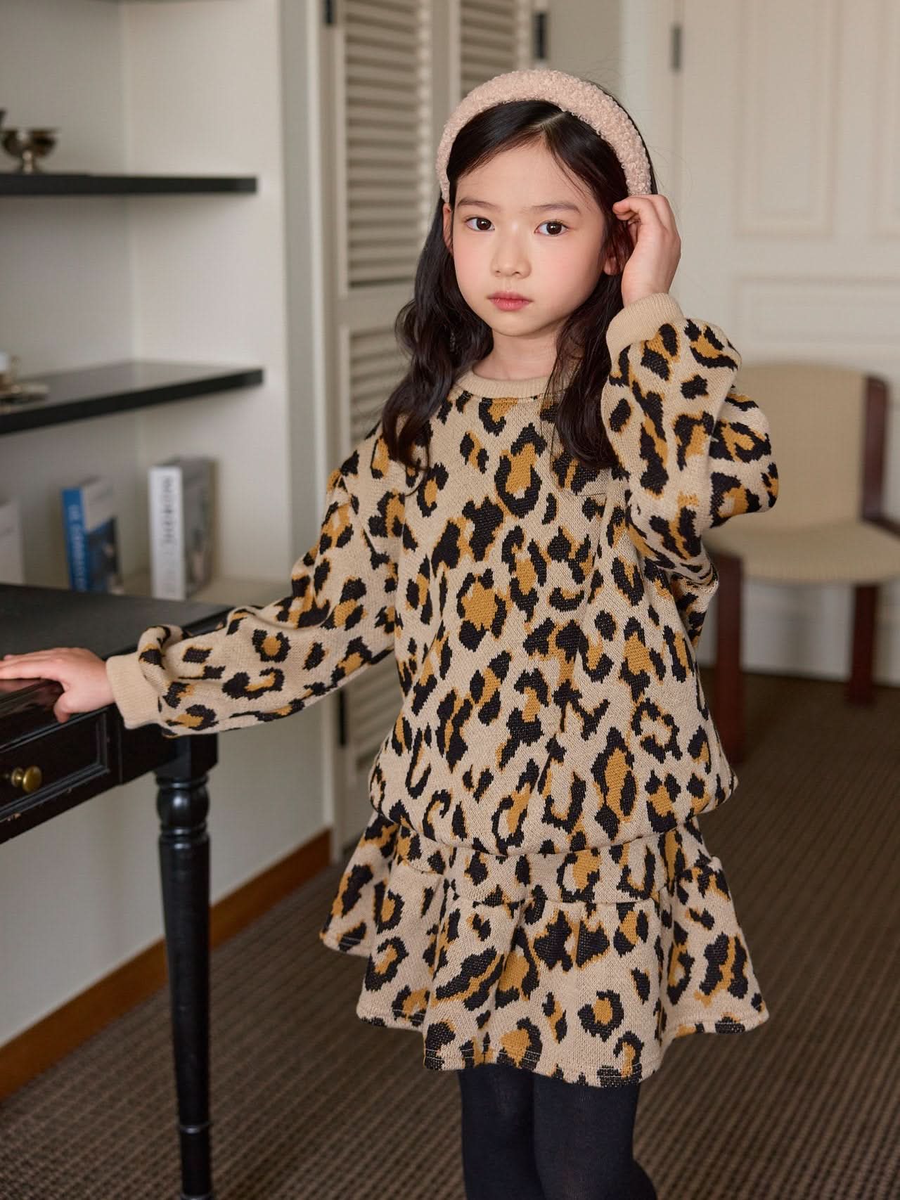 Girls Leopard Knitted Sweatshirt and Skirted Shorts Set (1 - 6y) - 2 Colors kids outfit