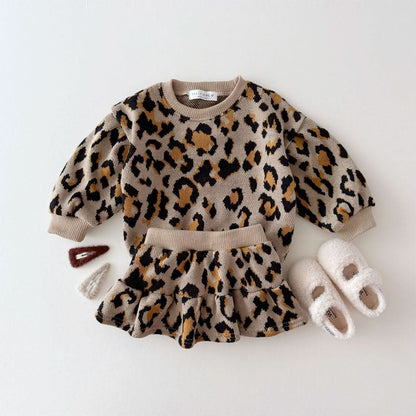 Girls Leopard Knitted Sweatshirt and Skirted Shorts Set (1 - 6y) - 2 Colors kids outfit