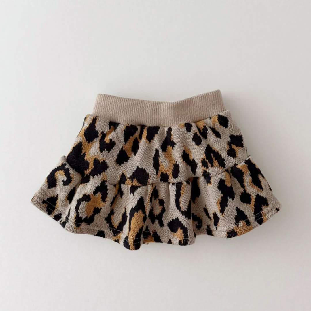 Girls Leopard Knitted Sweatshirt and Skirted Shorts Set (1 - 6y) - 2 Colors kids outfit