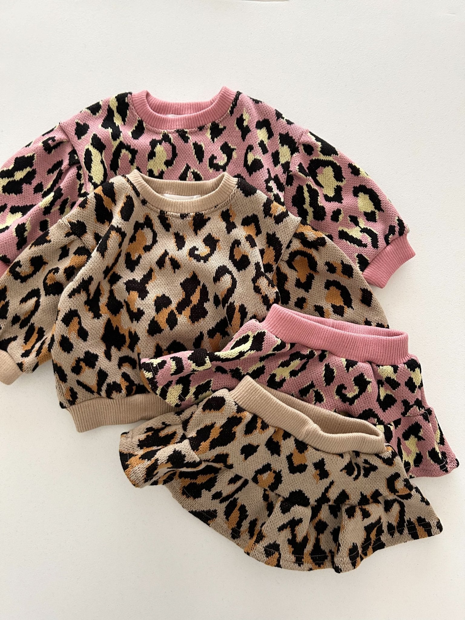 Girls Leopard Knitted Sweatshirt and Skirted Shorts Set (1 - 6y) - 2 Colors kids outfit