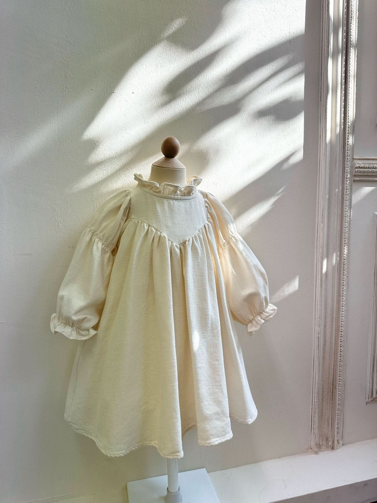 Girls Monbebe Puff Sleeve Dress (1 - 6y) - 2 Colors kids outfit