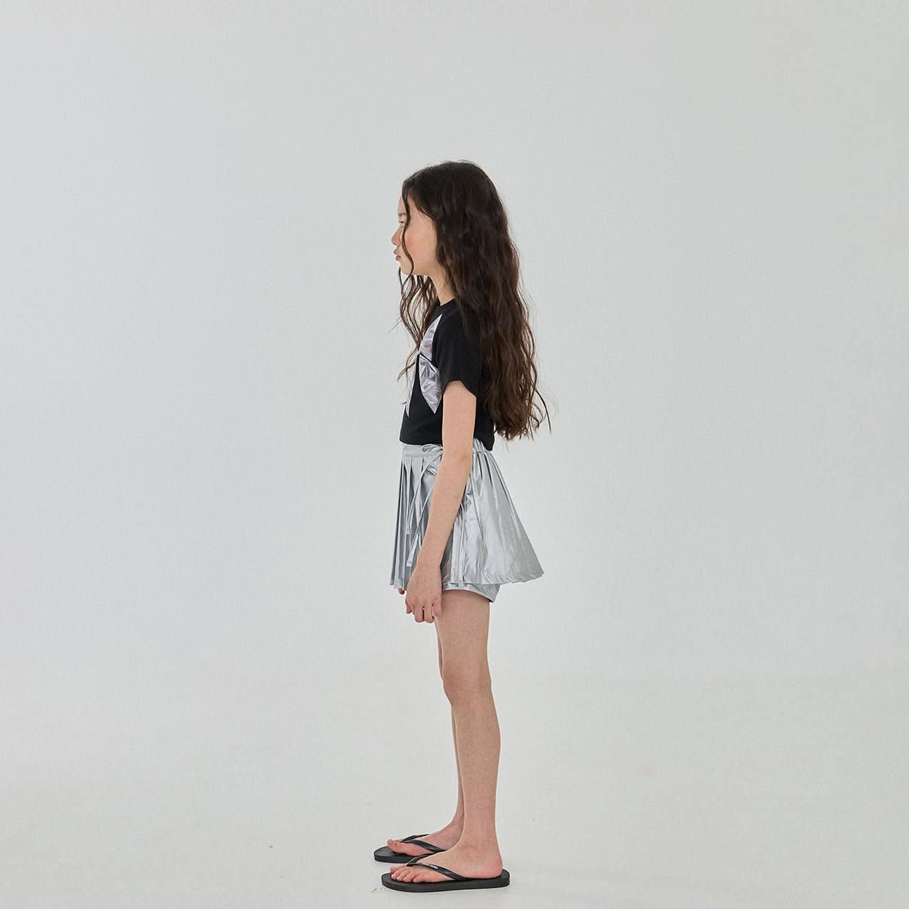 Girls Silver Bow Short Sleeve Cropped Top (3 - 6y) - Black kids outfit
