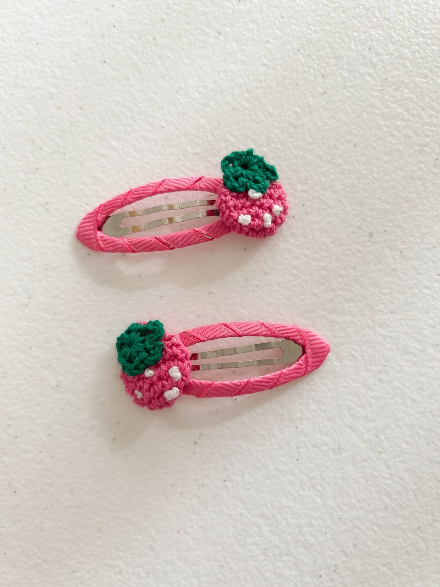 Girls Strawberry Hair Snap Clips (2pk) - 2 Colors kids outfit