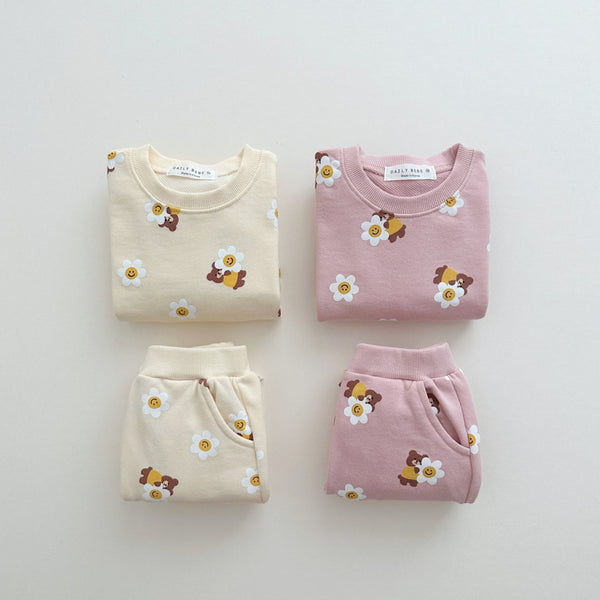 Kids Daisy Bear Print Sweatshirt & Jogger Pants Set (1-6y) - Cream