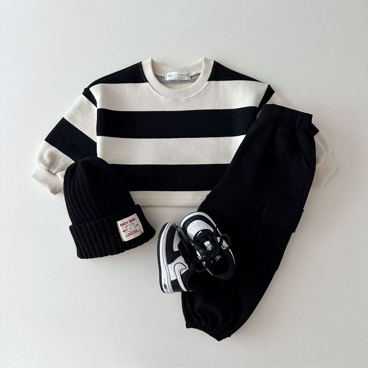 Kids Bold Stripe Crop Sweatshirt (1 - 6y) - 2 Colors kids outfit