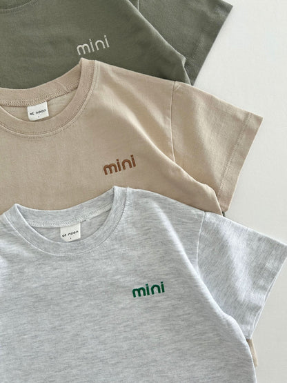 Kids Family Embroidery "mini" T-Shirt (6m - 7y) - 3 Colors kids outfit
