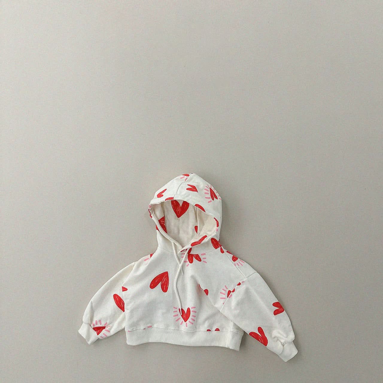 Kids Heart Print Cropped Hoodie (1 - 6y) - 2 Colors kids outfit