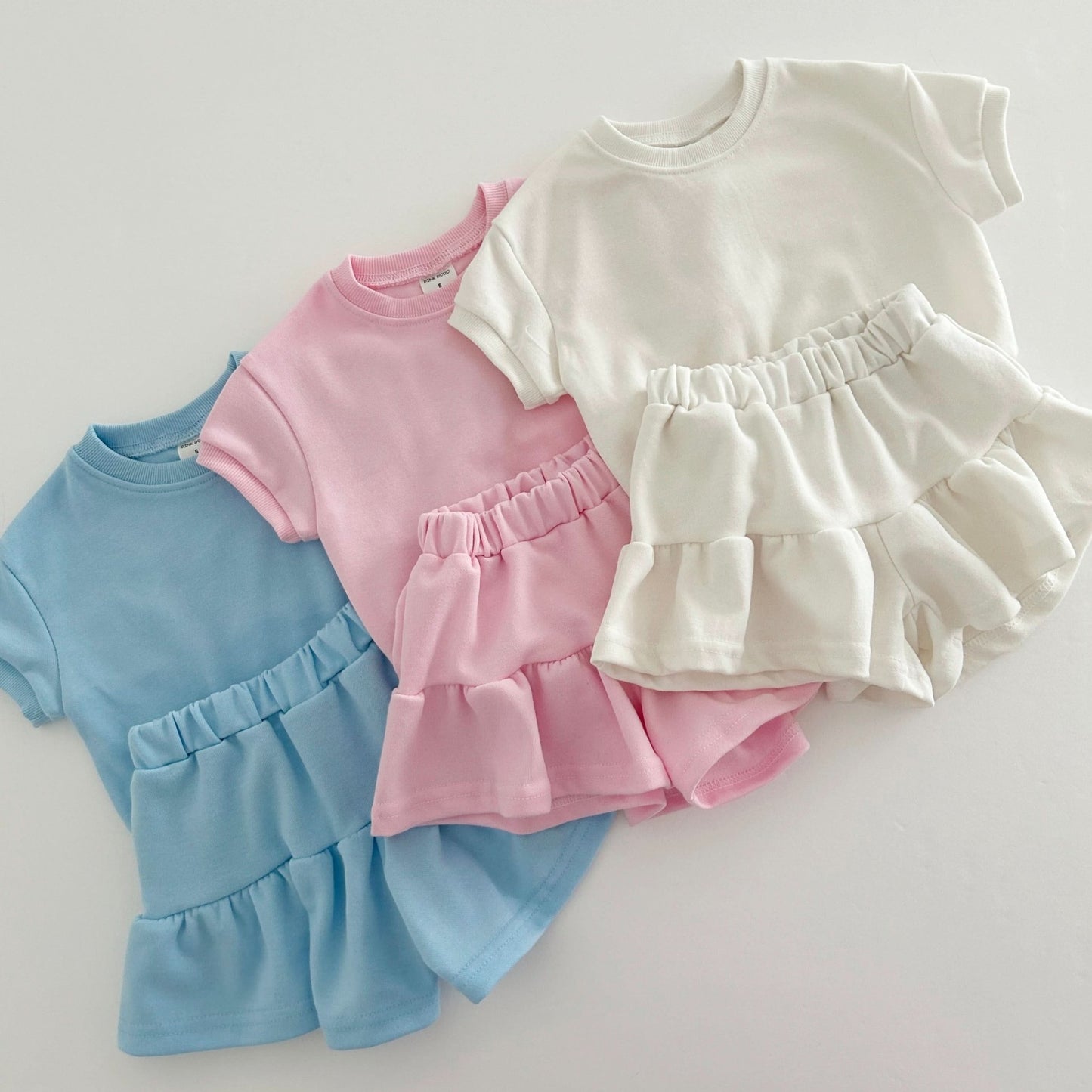 Kids Short Sleeve Sweatshirt and Skirted Shorts Set (2 - 7y) - 3 Colors kids outfit