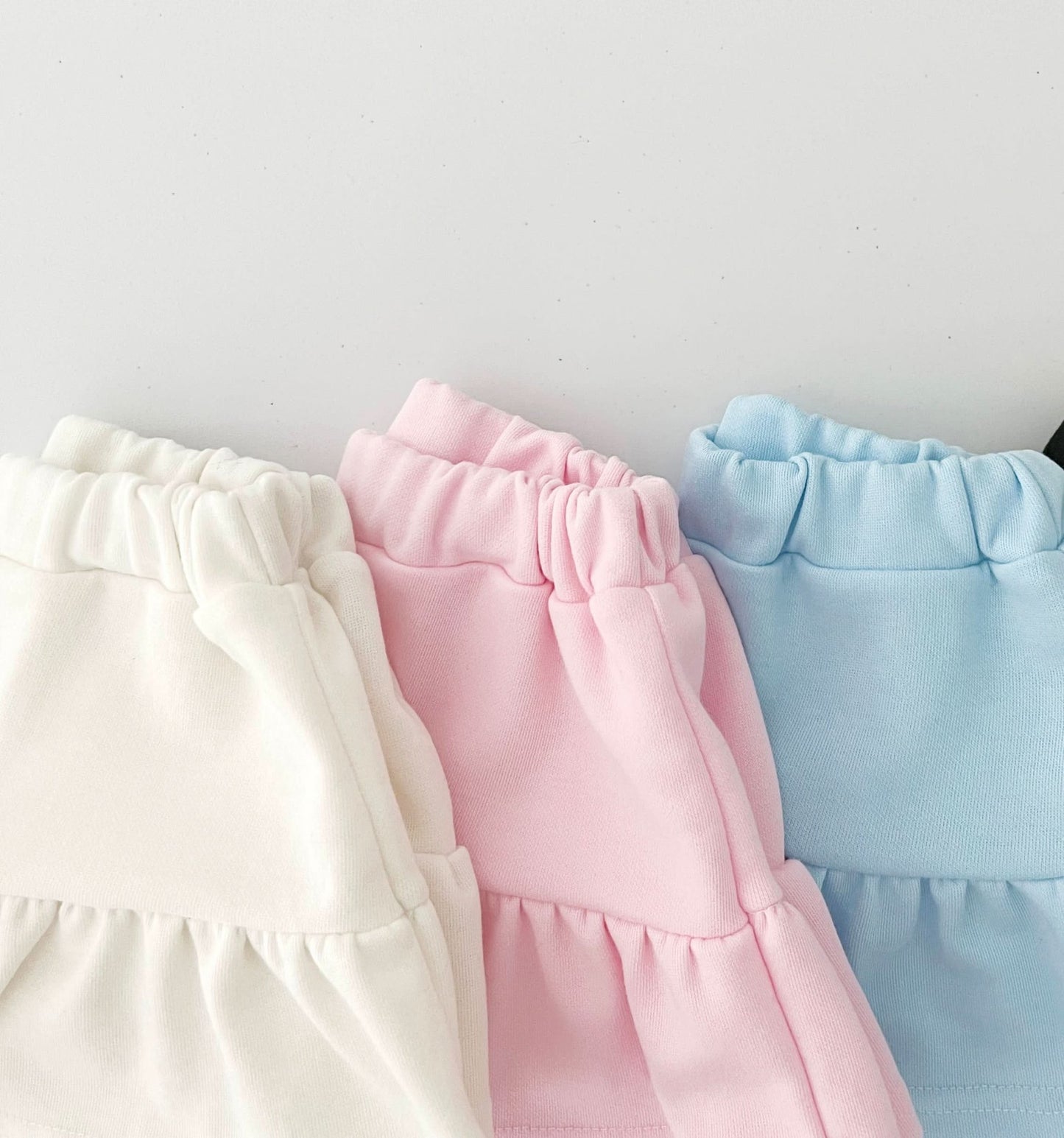 Kids Short Sleeve Sweatshirt and Skirted Shorts Set (2 - 7y) - 3 Colors kids outfit