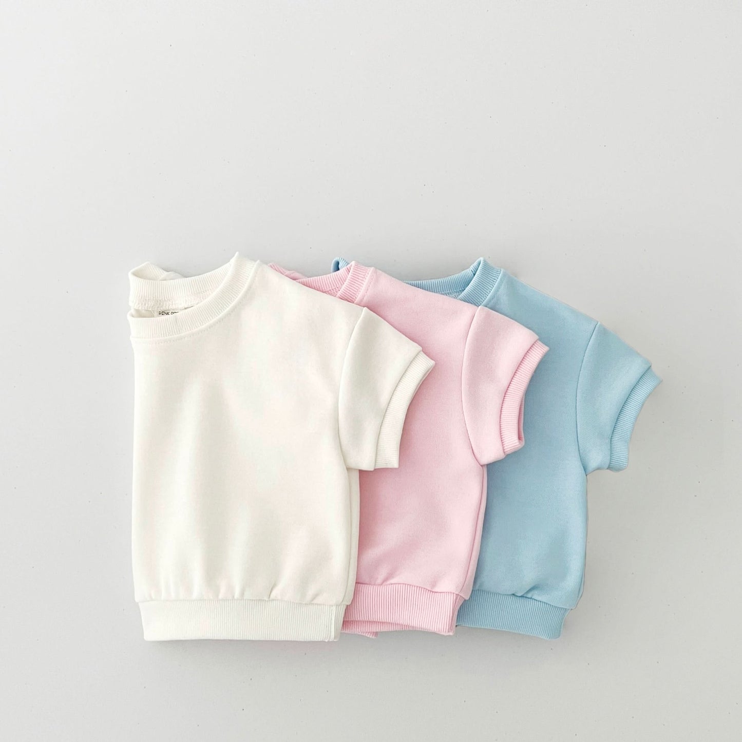 Kids Short Sleeve Sweatshirt and Skirted Shorts Set (2 - 7y) - 3 Colors kids outfit