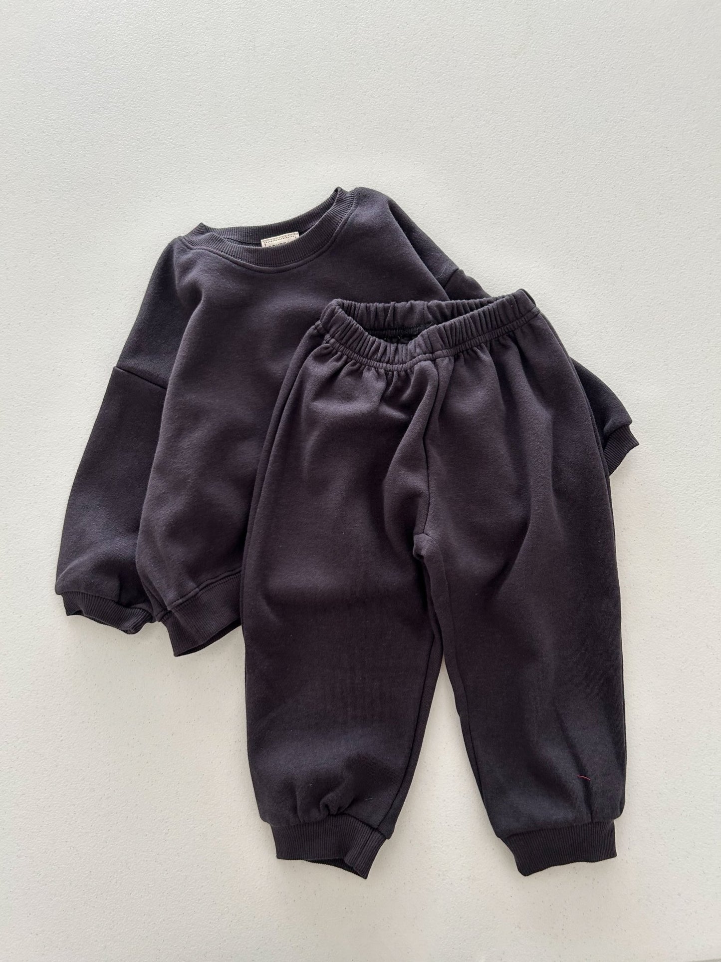 Kids Soy F25 Long Sleeve Sweatshirt and Jogger Pants Set (1 - 9y) - 11 Colors kids outfit