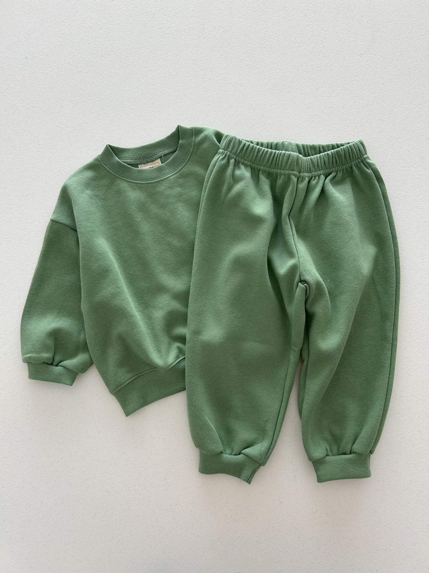 Kids Soy F25 Long Sleeve Sweatshirt and Jogger Pants Set (1 - 9y) - 11 Colors kids outfit