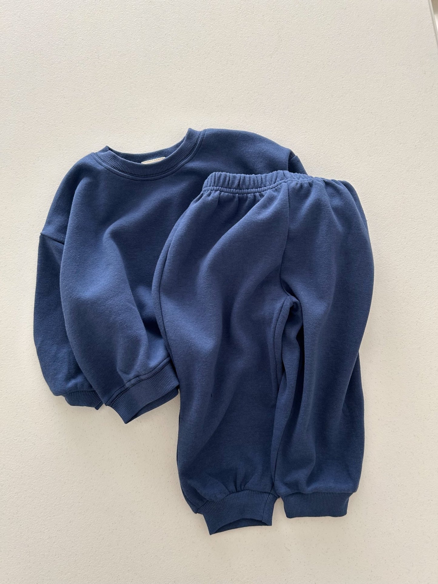 Kids Soy F25 Long Sleeve Sweatshirt and Jogger Pants Set (1 - 9y) - 11 Colors kids outfit
