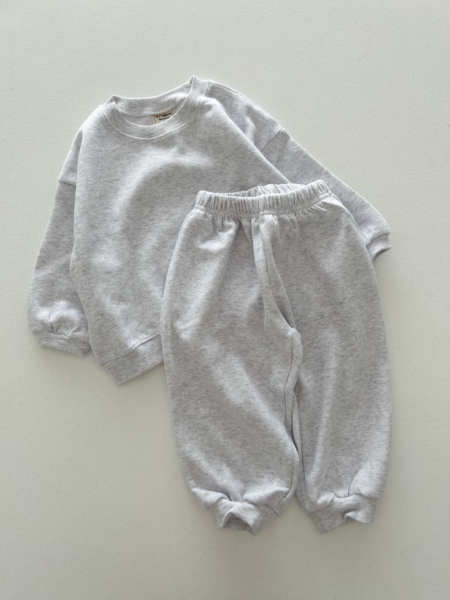 Kids Soy F25 Long Sleeve Sweatshirt and Jogger Pants Set (1 - 9y) - 11 Colors kids outfit