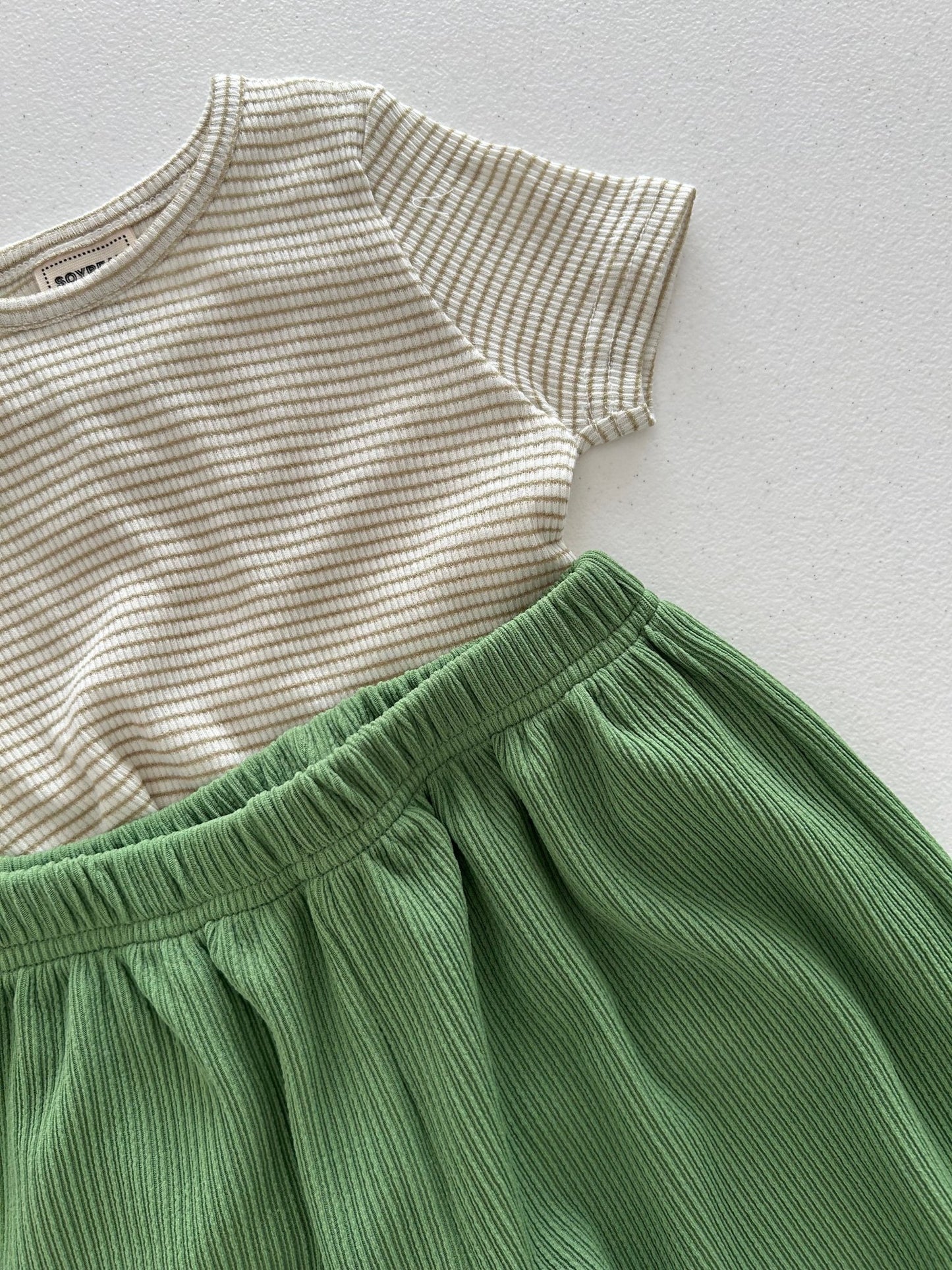 Kids Soy SS26 Stripe Ribbed Short Sleeve Top and Pleated Jogger Pants Set (1 - 6y) - 2 Colors - AT NOON STORE
