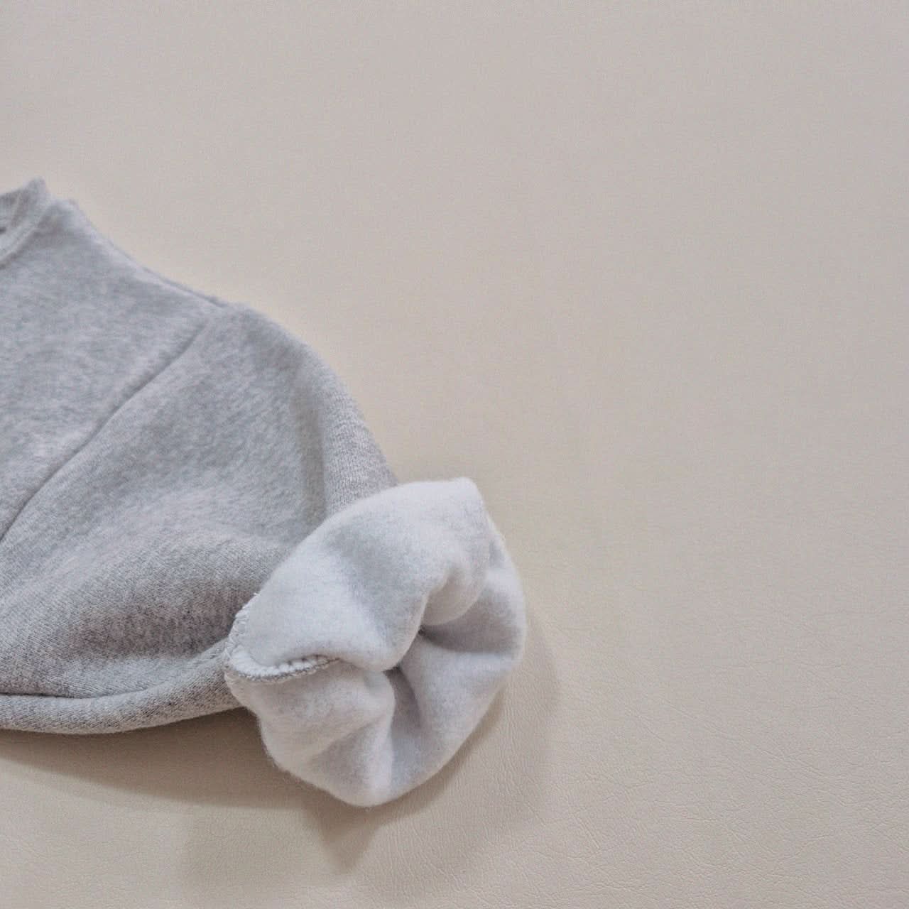 Kids Soy W24 Warm Brushed Fabric 'OAKLAND' Sweatshirt (1 - 6y) - 2 Colors kids outfit