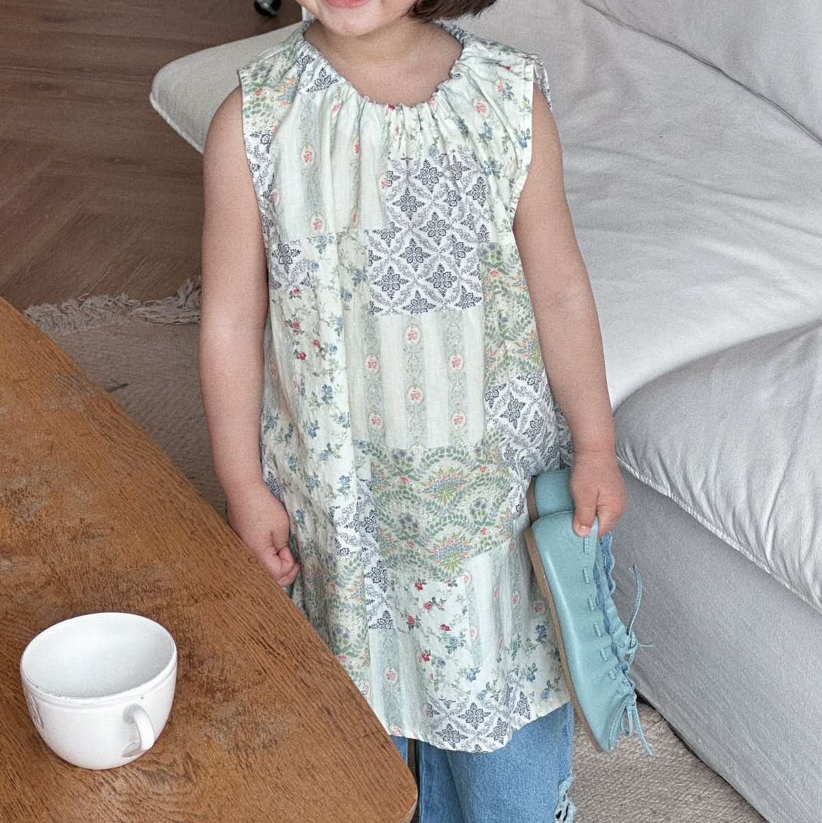 Kids Tie Back Quilt Print Sleeveless Dress (2 - 6y) kids outfit