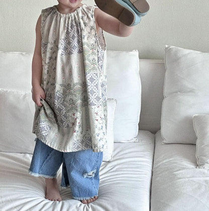 Kids Tie Back Quilt Print Sleeveless Dress (2 - 6y) kids outfit