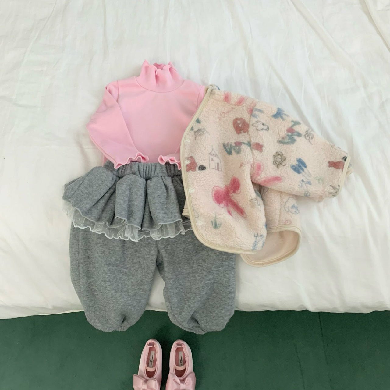 Kids W25 Lettuce - Edge Mock Neck Long Sleeve Top (1 - 6y) - Pink kids outfit