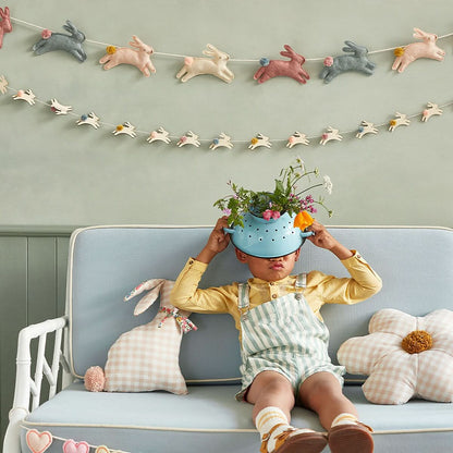 MeriMeri Felt Bunny Garland kids outfit