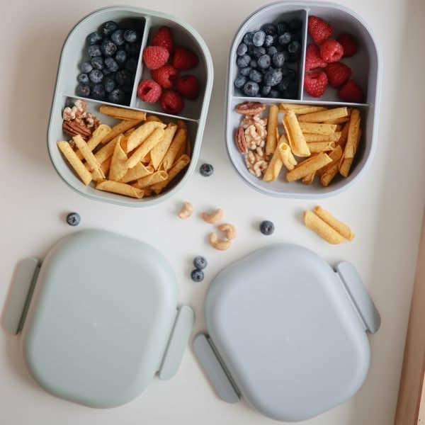 Mushie Lunchbox (Sage) kids outfit