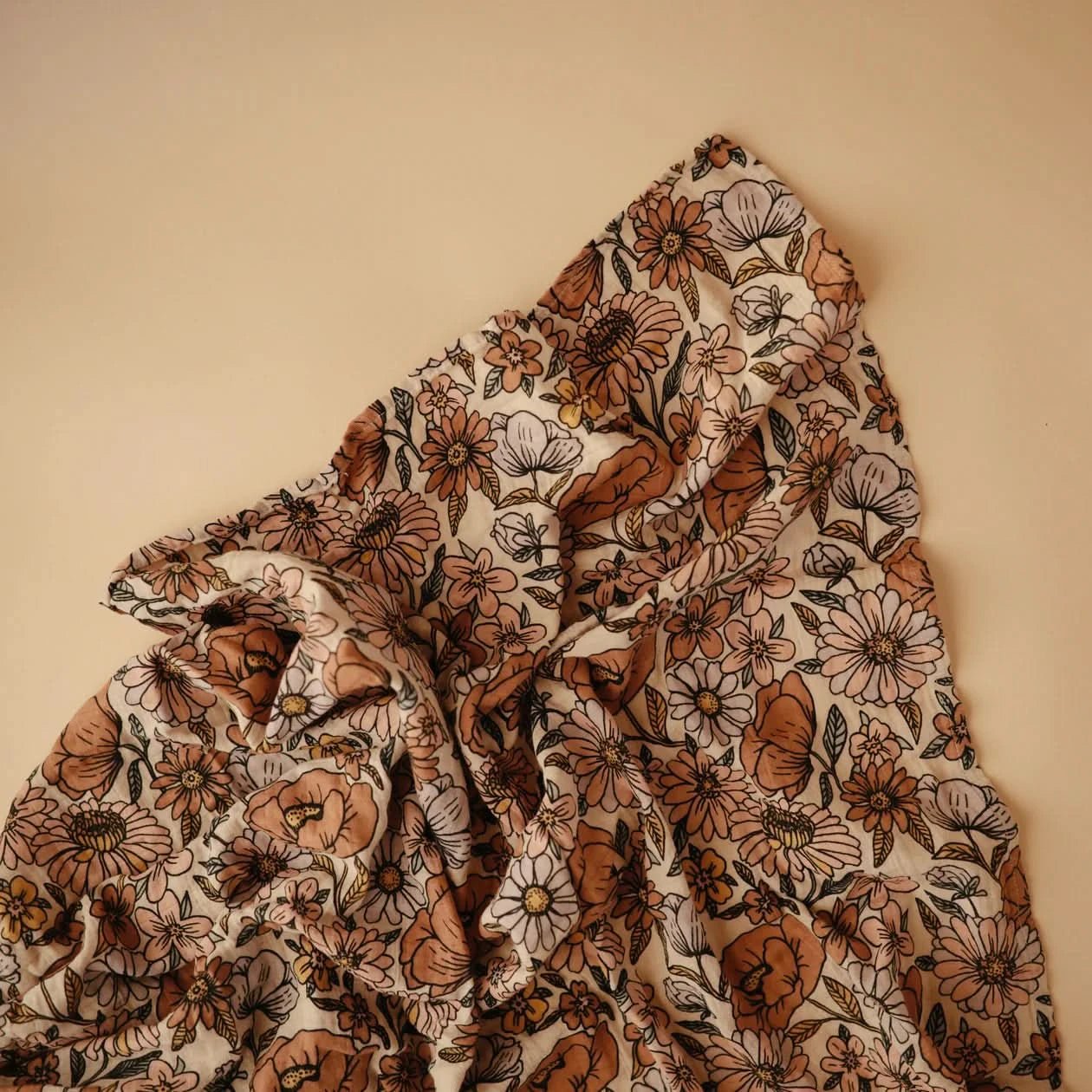 Mushie Muslin Swaddle Blanket Organic Cotton (Retro Flower) kids outfit