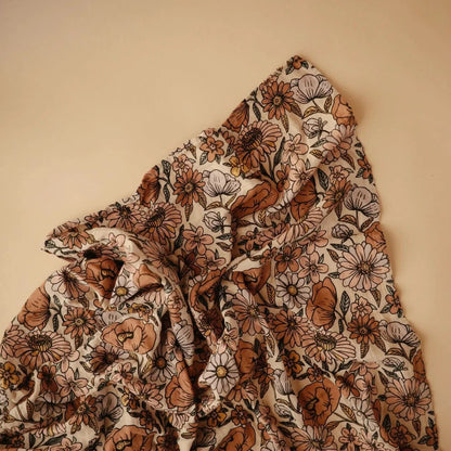 Mushie Muslin Swaddle Blanket Organic Cotton (Retro Flower) kids outfit