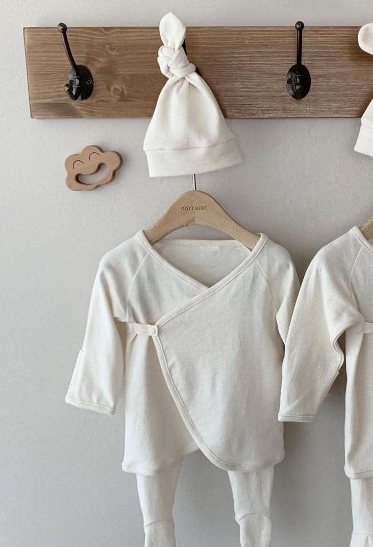 Newborn 2 Piece Organic Cotton Top and Beanie Set (0 - 3m) - Ivory kids outfit