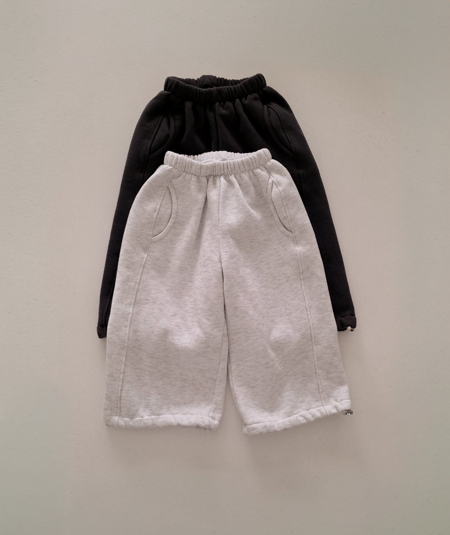 Kids Brushed Cotton Adjustable Hem Loose Fit Jogger Pants (2-8y) - 2 Colors