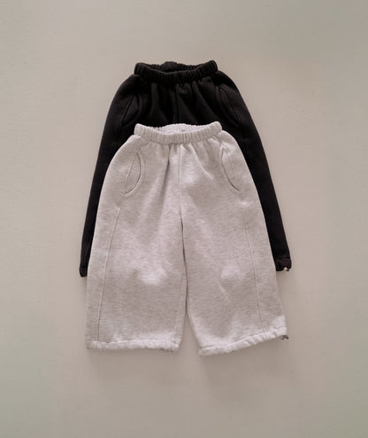 Kids Brushed Cotton Adjustable Hem Loose Fit Jogger Pants (2-8y) - 2 Colors