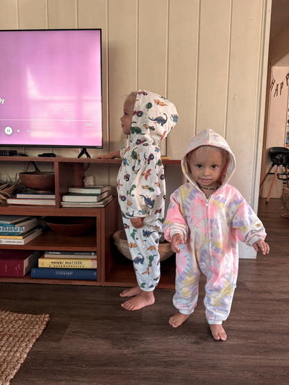 [At Noon Original] Baby Oversized Zip-Up Hoodie Jumpsuit (3m-4y)- Tie Dyed Multi - AT NOON STORE